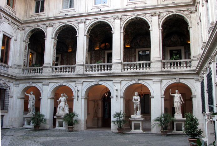 Palazzo Altemps Rome - Chris La cour intérieure du Palazzo Altemps