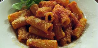 Gastronomie : 5 spécialités qu’il faut goûter à Rome Maccheroni alla amatriciana.