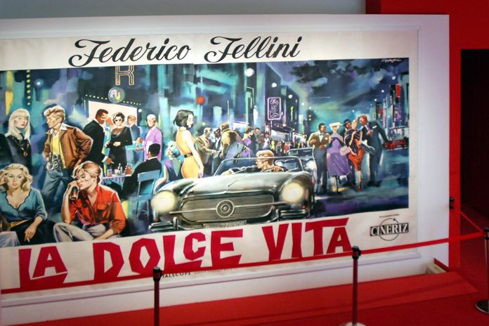 L'affiche du film La Dolce Vita. L'affiche du film La Dolce Vita.