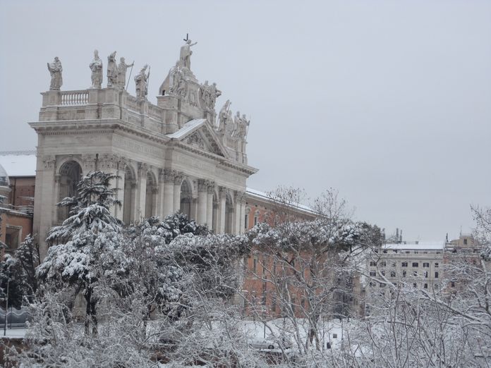 valise Rome en hiver.