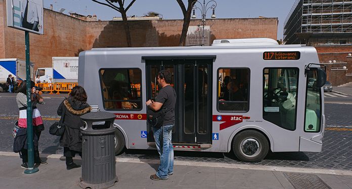 Bus électrique centre historique Rome. Bus électrique centre historique Rome.