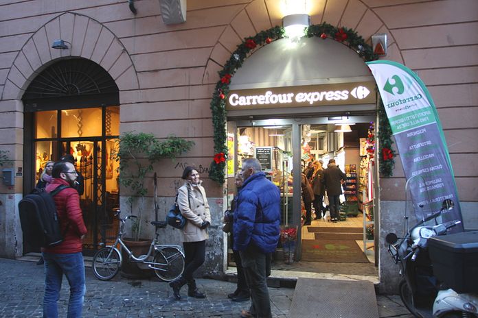 Un des supermarchés carrefour rome Un des supermarchés Rome Carrefour