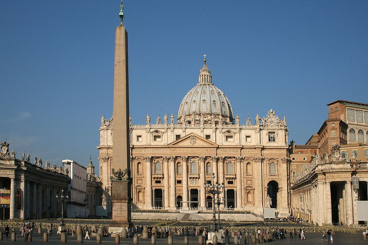 Place Saint-Pierre Vatican Rome