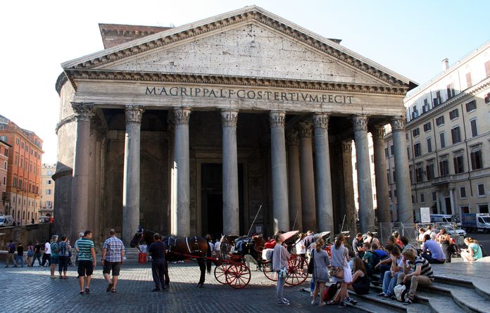 fêtes en août Rome Pantheon fêtes en août Rome Pantheon