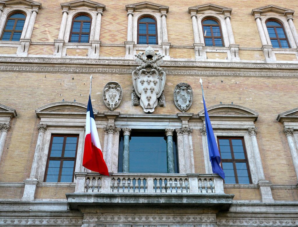 français ambassade de France rome