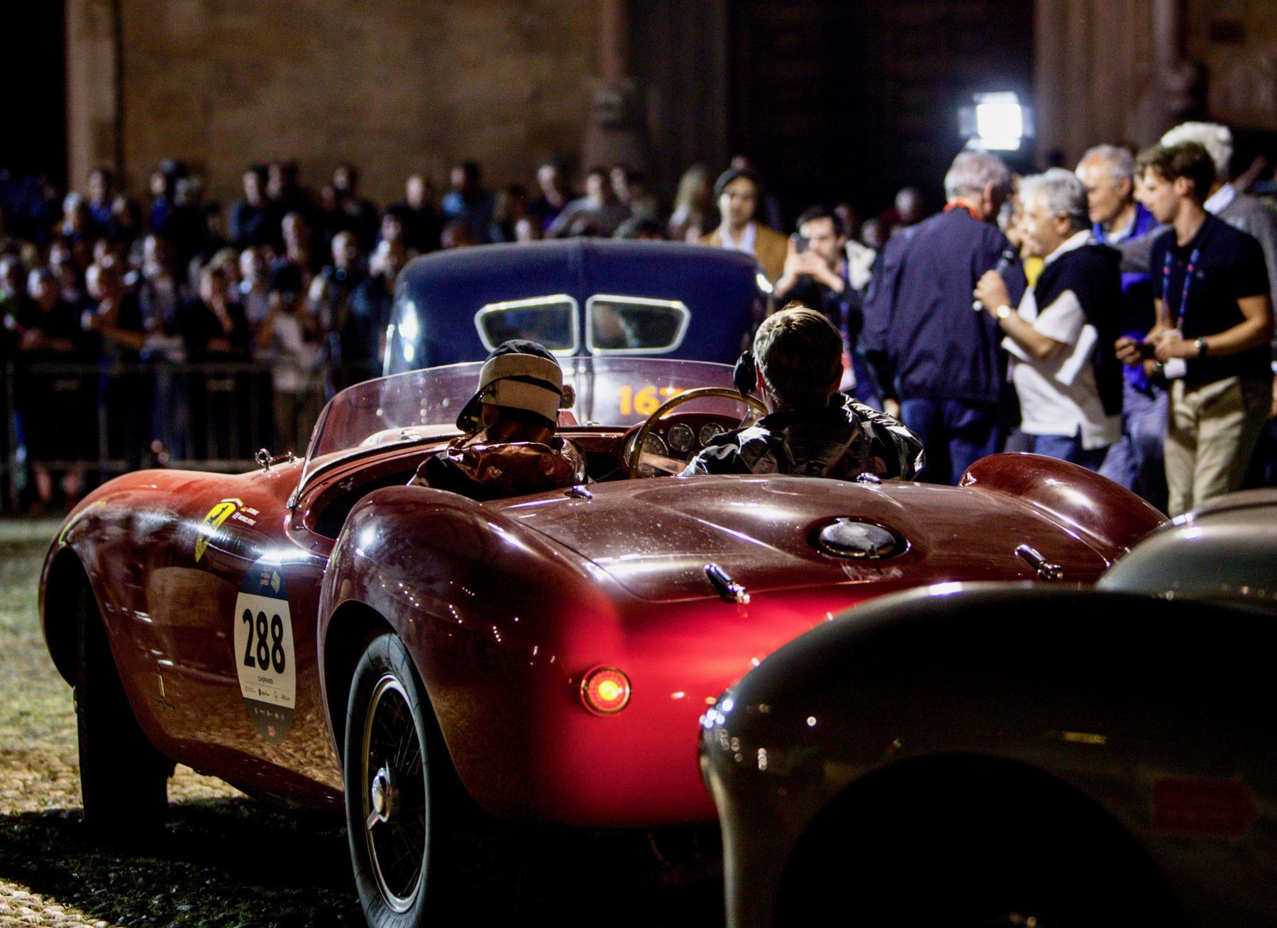 Ne manquez pas la course automobile les Mille Miglia à Rome