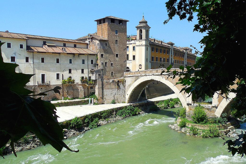 Ile Tiberine Rome