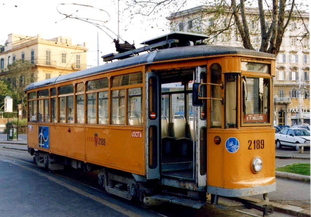 Vieux tramway Rome.